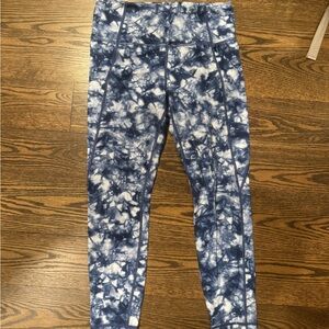 Athleta Navy and White Tie-Dye Leggings